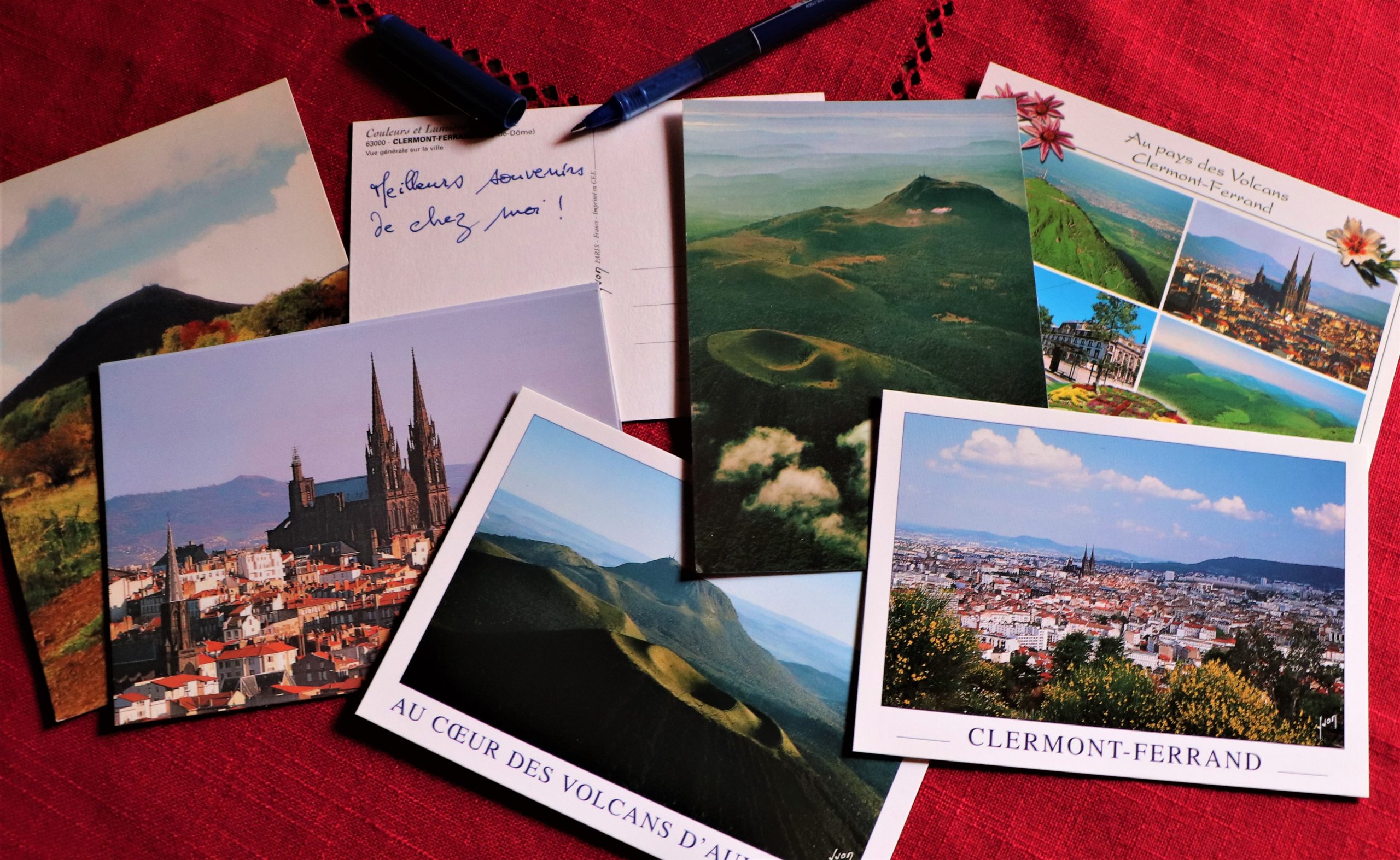 Cartes postales d'Auvergne partir en vacances