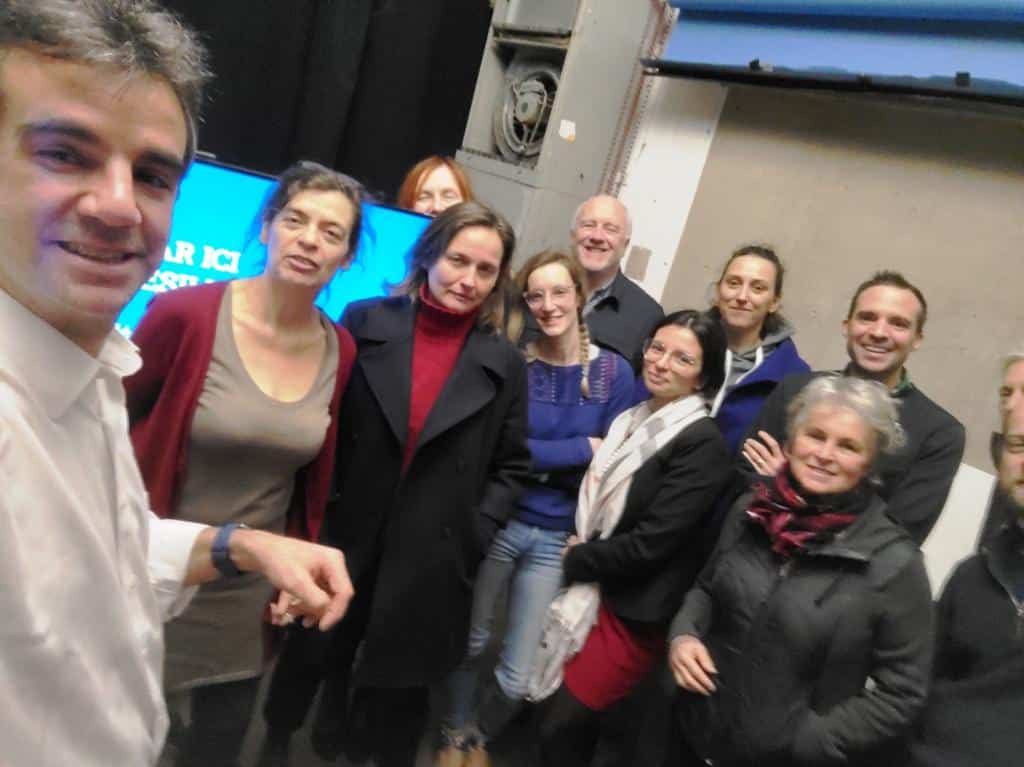 Selfie des membres de notre association, qui vous souhaitent de joyeuses fêtes