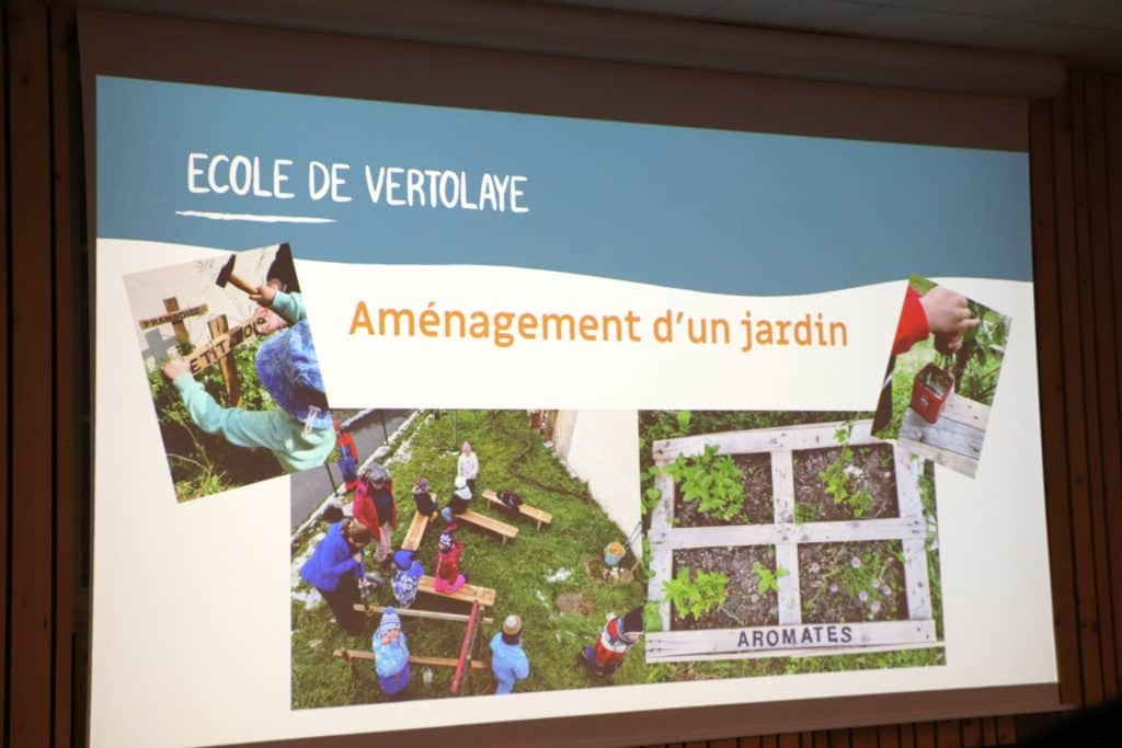 Diapo présentant le projet de l'école de Vertolaye