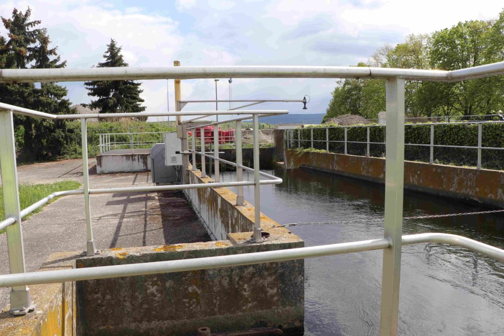 canal de sortie des eaux de la station d'épuration