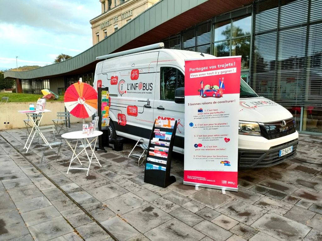 Le bus d'information du SMTC