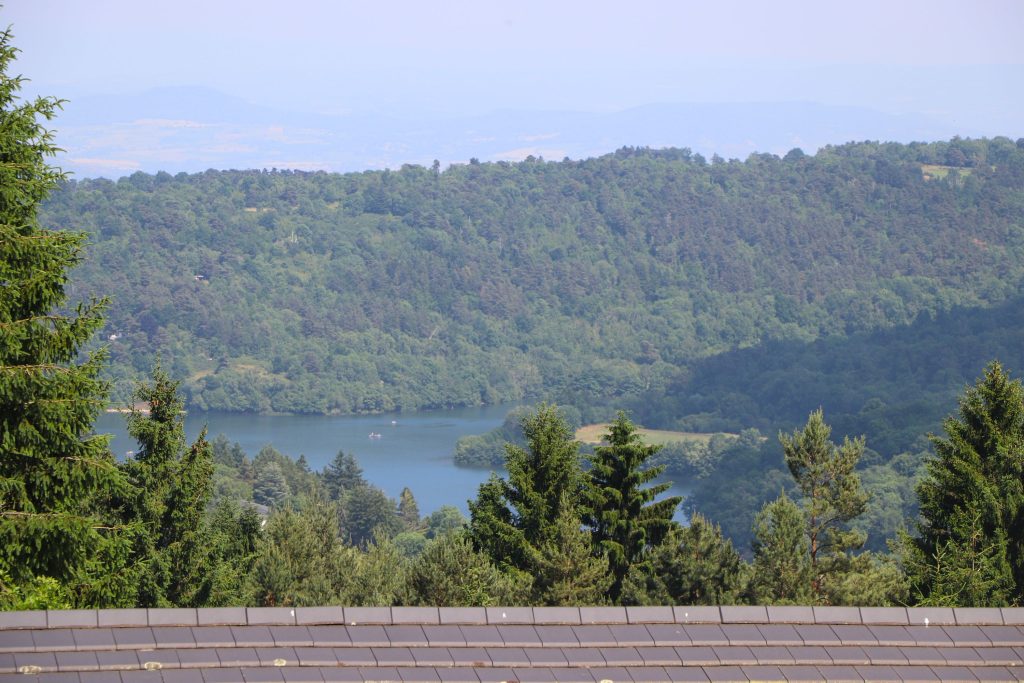 Vue sur le lac depuis le site d'Actif Massif