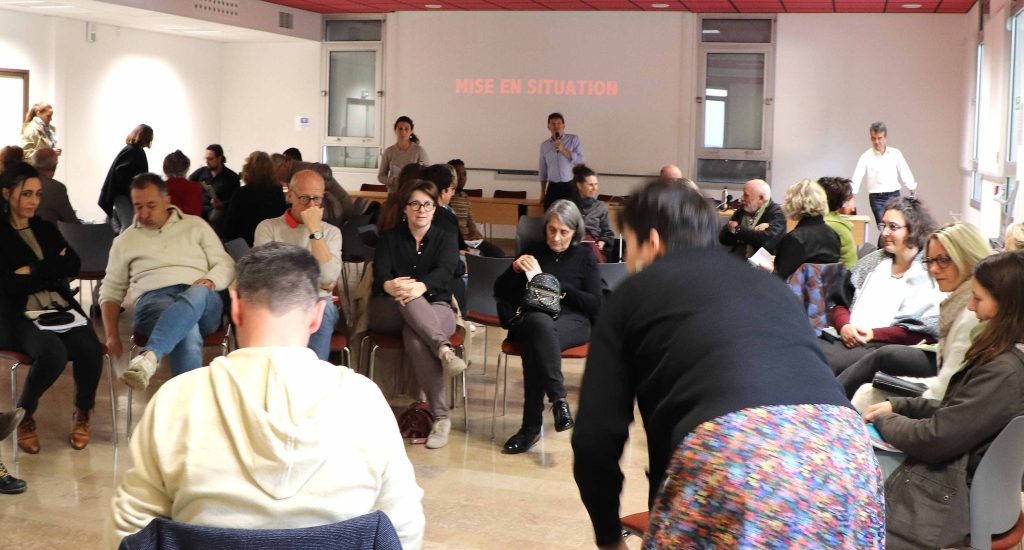 Réorganisation de la salle pour la mise en situation