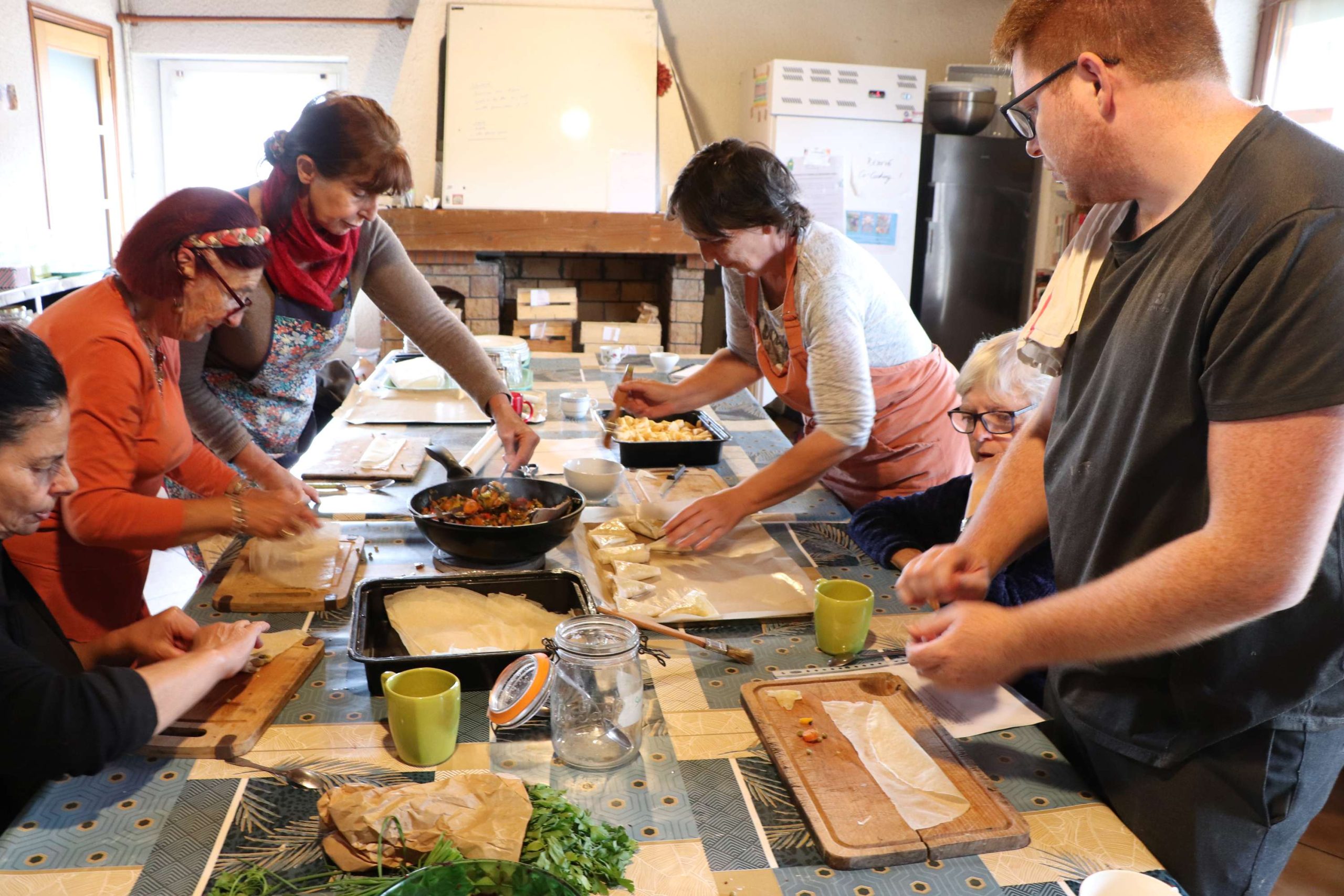 Moment de cuisine ensemble à Cocooking