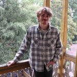 Grégoire Delanos au balcon du chalet