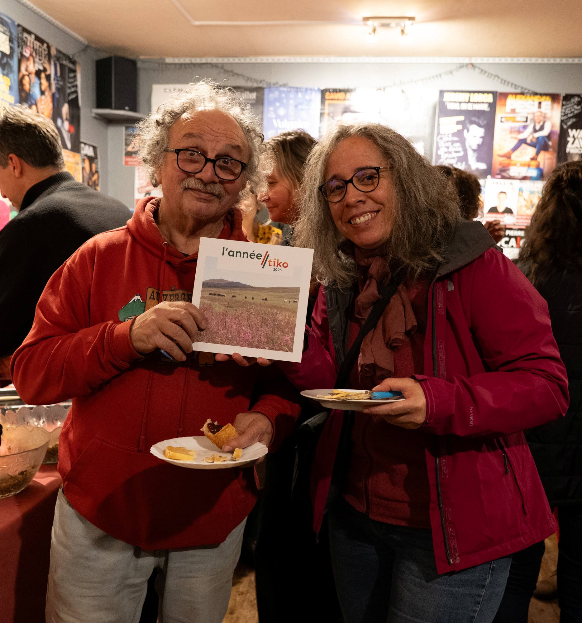 Heureux propriétaires... d'un exemplaire de "L'année Tiko"
