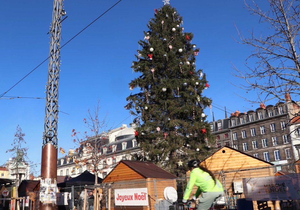 Le sapin de la place de Jaude