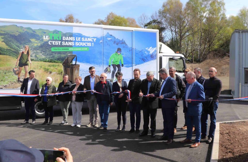 Coupure de ruban de la plateforme de biodéchets